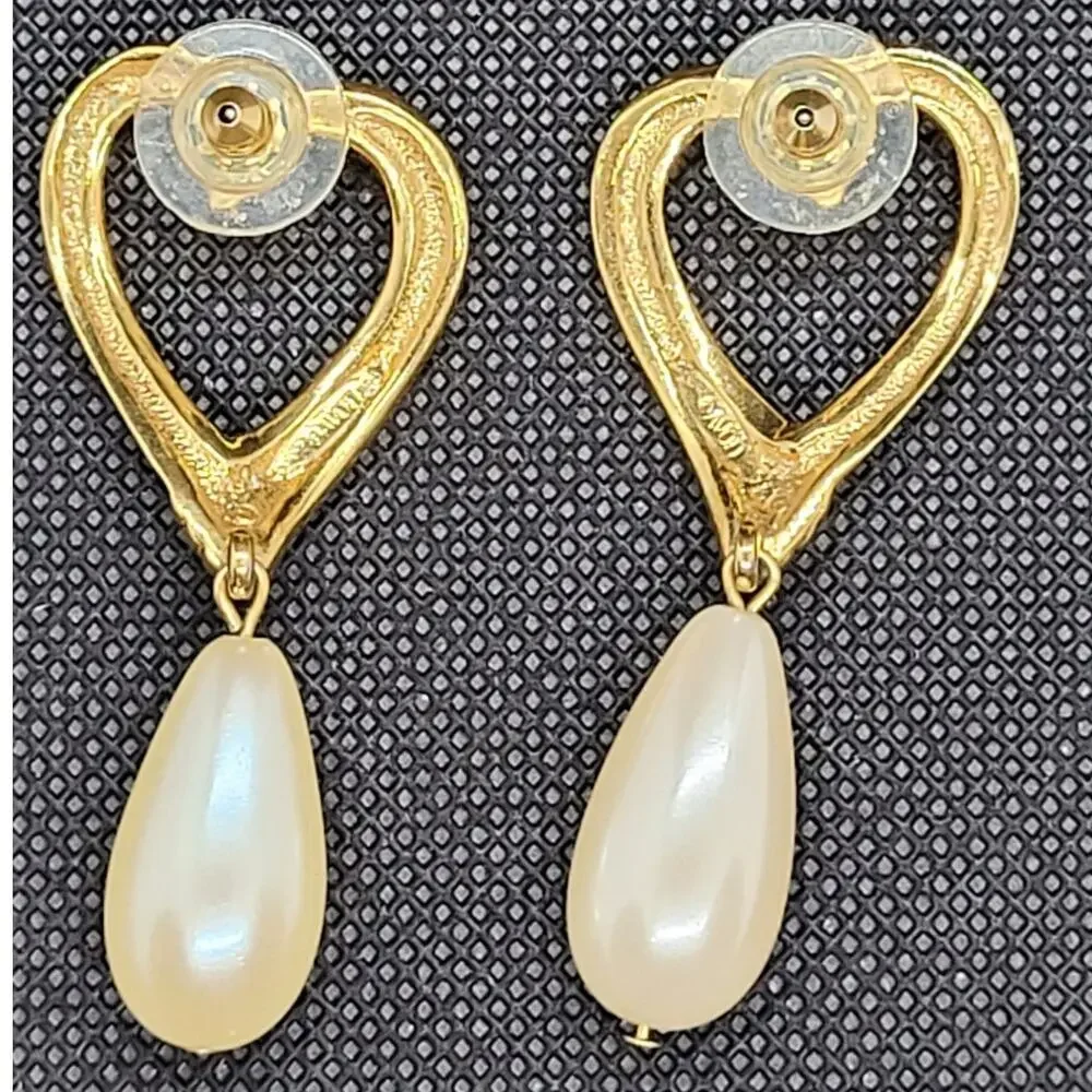Romantic Avon Vintage Heart Drop Earrings Gold Tone Faux Pearl Statement‎